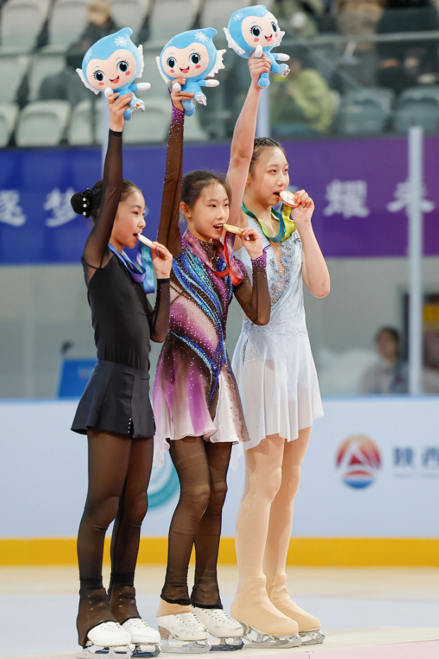 开云官网-省一冬会“榆能集团杯”（青少年组）花样滑冰比赛收官|冬奥会|自由滑|陕西省|李杰|短节目_新浪新闻