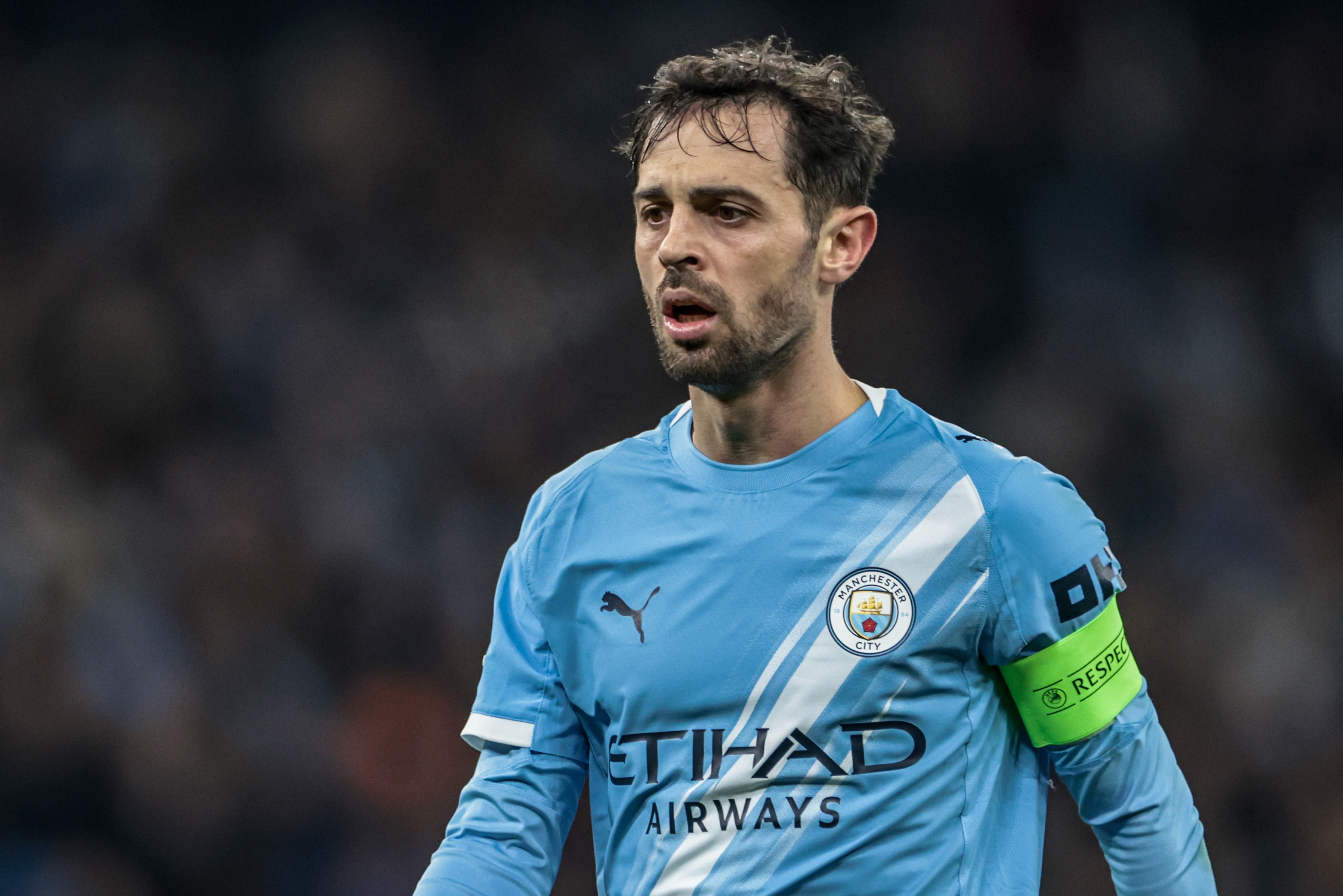 开云平台-B席：如果让我踢中卫我也知道怎么做，渴望作为曼城队长捧起奖杯